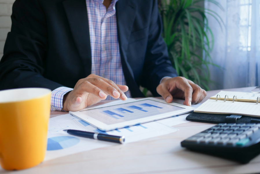 Junior Finance Manager (Hilversum)
